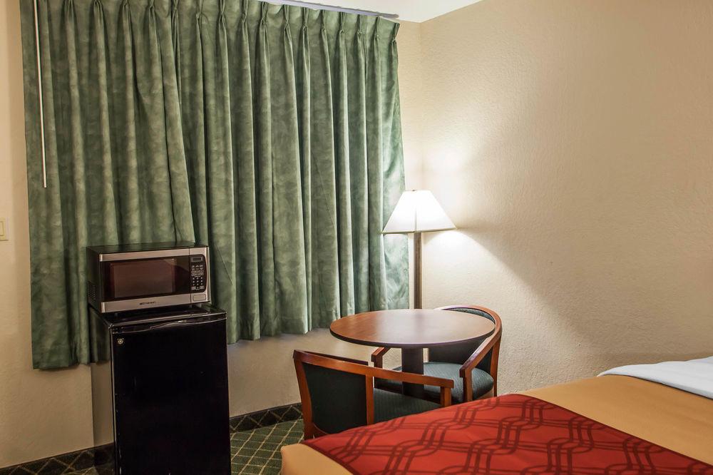 Economy Inn & Suites ハンニバル エクステリア 写真