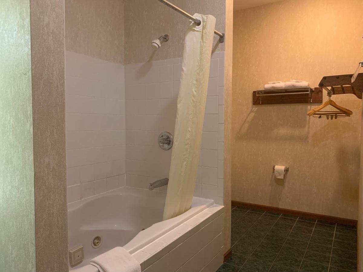 Economy Inn & Suites ハンニバル エクステリア 写真